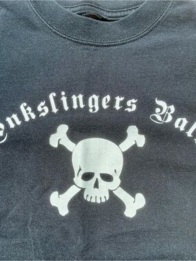 Tattoo retro vintage inkslingers ball Black punk skull Graphic Tee
